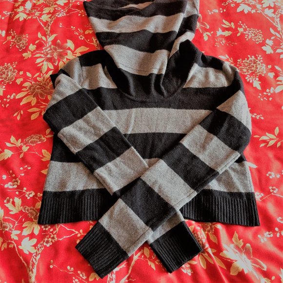 BCBGMAXAZRIA “Samira” Crop Merino Wool & Cashmere Sweater - Size XXS - Picture 5 of 16